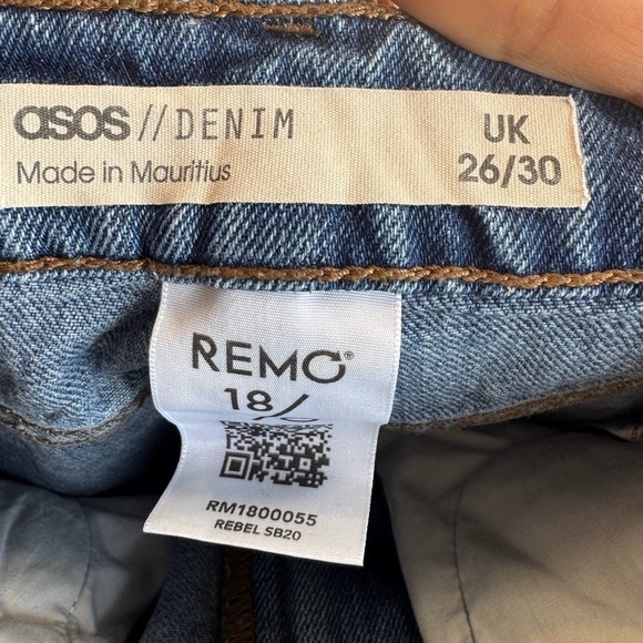 Asos Sz 30 Jeans Design Curve Recycled Florence Straight Leg Cut Off Side Splits - Picture 3 of 7